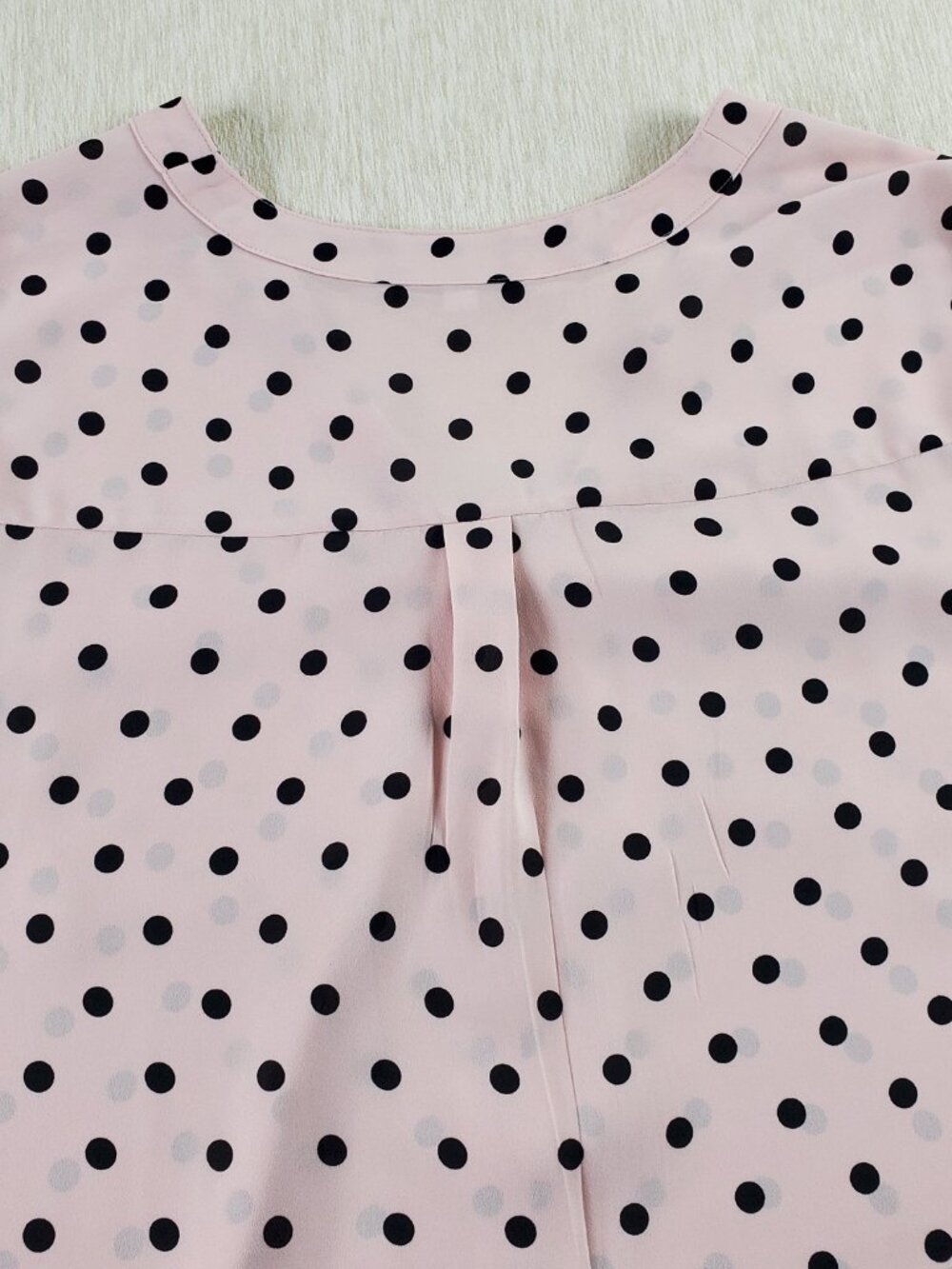 Express Sheer Blouse Large Pink/Black Polka Dot Zip V-Neck Roll Tab Sleeve - Picture 5 of 12